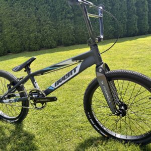 Avent Vandal PRO